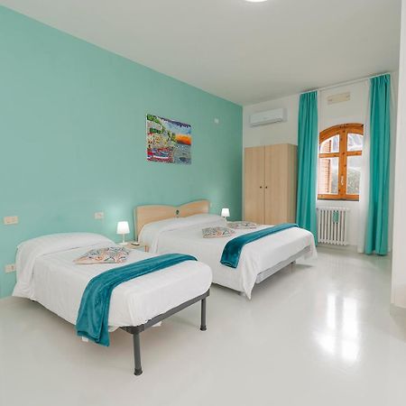 Bed and Breakfast Tra I Monti Tramonti Exterior foto