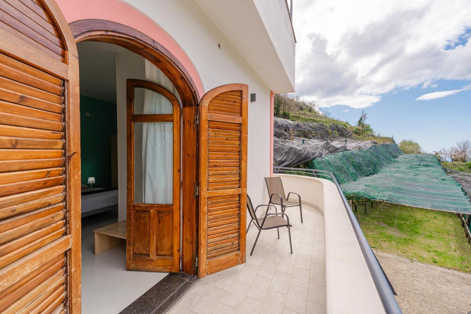 Bed and Breakfast Tra I Monti Tramonti Exterior foto