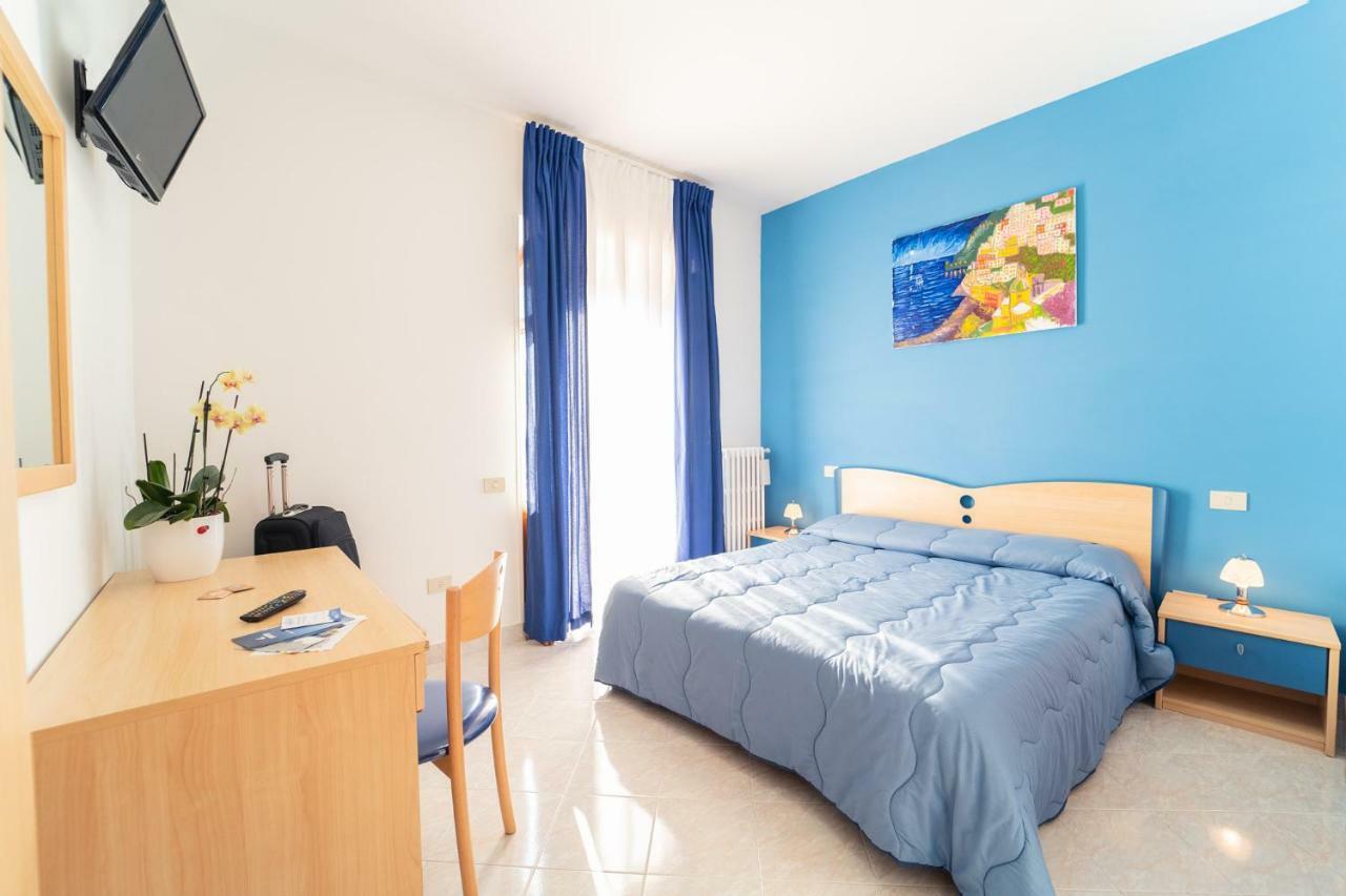 Bed and Breakfast Tra I Monti Tramonti Exterior foto